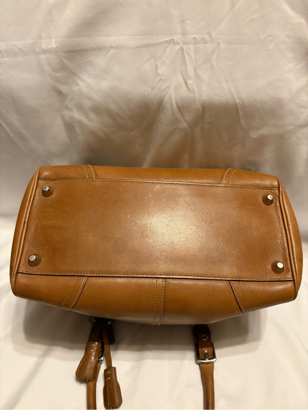 Coach brown leather 2005 Vintage Hampton Satchel Handbag - Picture 4 of 9